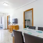 Apartamento 2 Bedroom Amazing In *