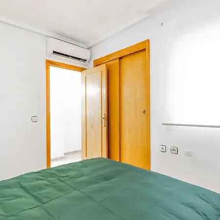 2 Bedroom Stunning In Torrevieja